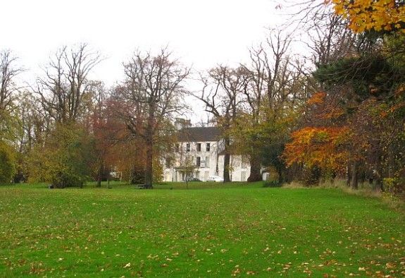 Howden House & Park